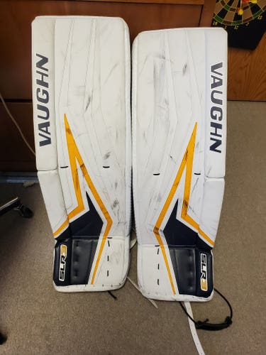 Used 31" Intermediate Vaughn Goalie SLR3 Leg Pads with Matching Glove & Blocker, Navy & Gold