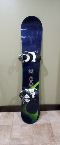 K2 Union Snowboard 164cm With Rossignol M/L Binding blue/black/white.