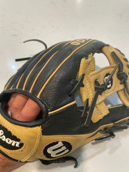 Right Hand Throw 11.5" Wilson A500 Softball Glove