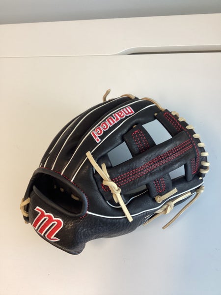 Used Marucci Right Hand Throw Baseball Glove 11.5"