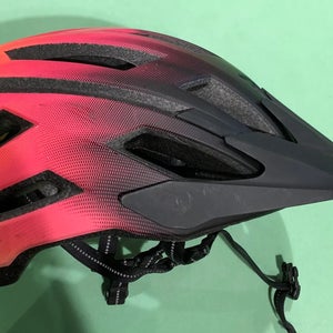 Used Specialized Tactic III Bike Helmet (Size: Large)