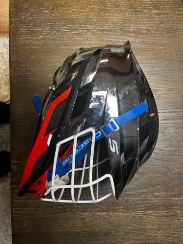 Player's Cascade S Helmet