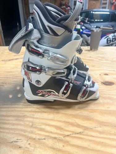 Nordics Women’s ski boots
