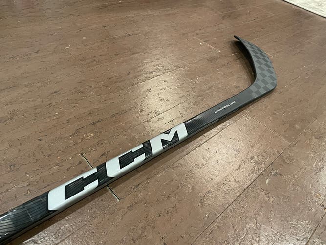 Senior Right Handed P28 Ribcor Trigger 7 - FLEX 70 - Toe