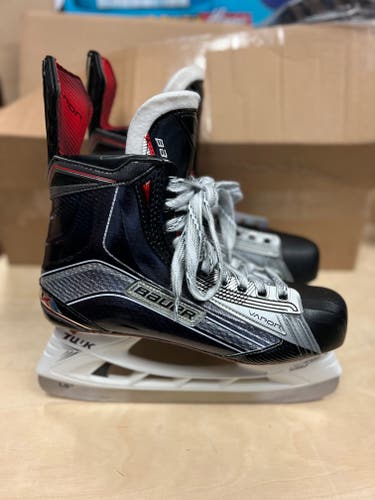 Senior New Bauer Vapor 1X Hockey Skates Regular Width Size 9