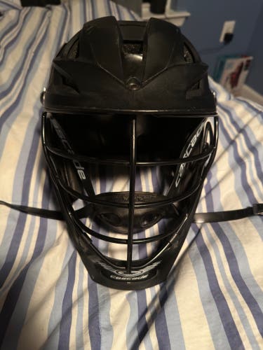 Player's Cascade S Helmet