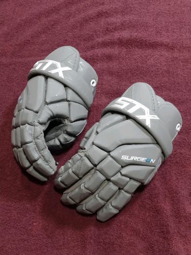 Used Player's STX 10" Surgeon 400 Lacrosse Gloves