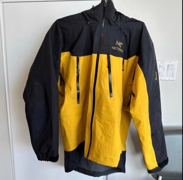 Arcteryx x Beams Theta SV 40th Anniversary Jacket
