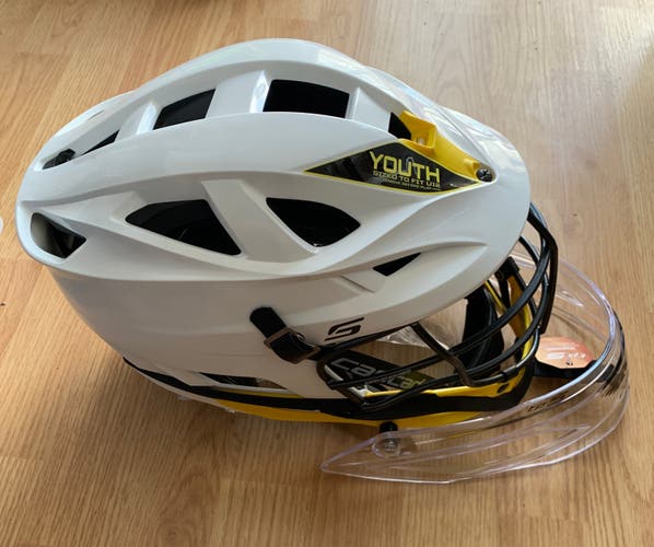 New Cascade S Youth Goalie Helmet