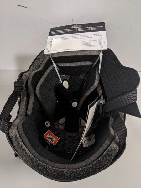 Retrospec CM-2 Bike Helmet Condition New Size S 51-55 cm Color Black | SidelineSwap | Buy and Sell on SidelineSwap Retrospec CM-2 Bike Helmet Condition New Size S 51-55 cm Color Black | SidelineSwap | Buy and Sell on SidelineSwap