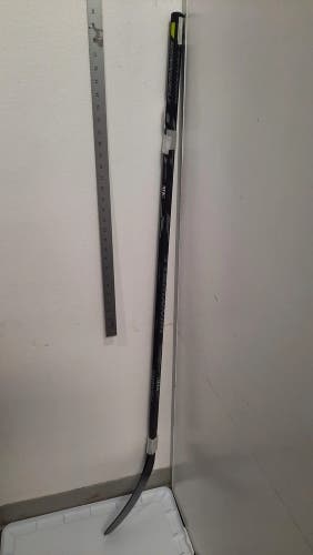 Winnwell Hockey Stick Size 52 In Left Hand LH Youth RXW3 Multilam Technology New