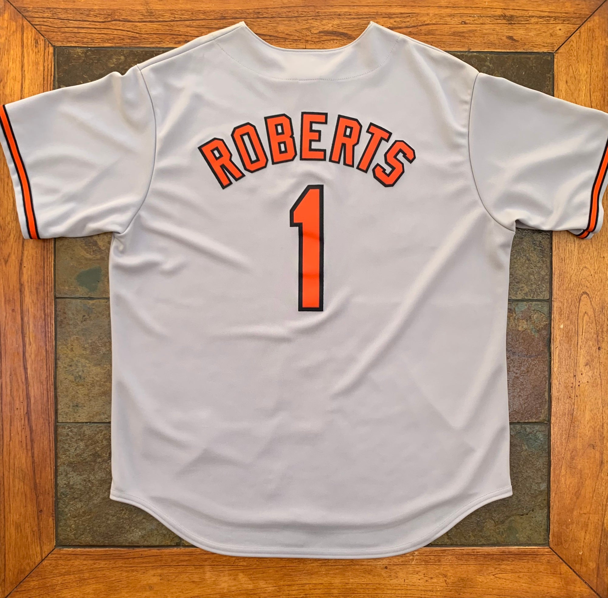 Majestic MLB Baltimore Orioles White Jersey Baseball Roberts #1