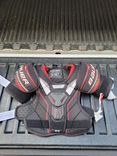Junior Used Medium Bauer NSX Shoulder Pads