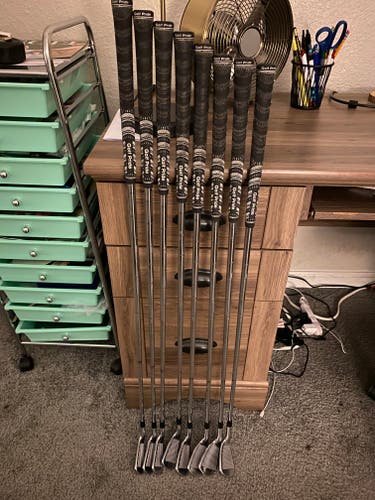 Titleist RH 716 AP2 Irons Stiff