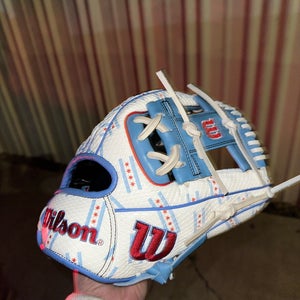 Infield 11.5" A2000 Baseball Glove