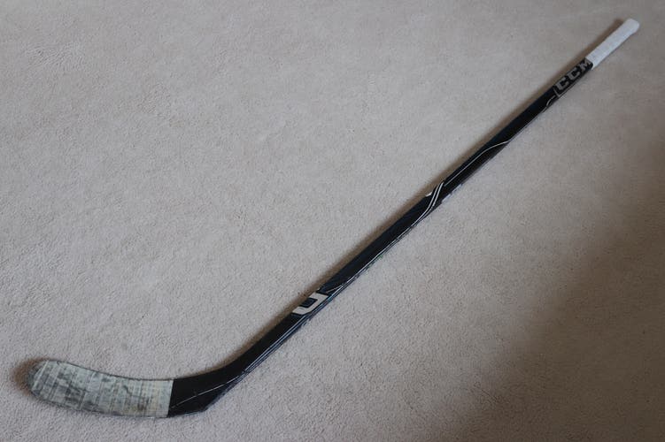 CCM Midnight U+ Crazy Light Hockey Stick - Right - 75 Flex - 4