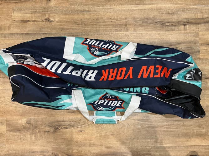 Used  NLL New York riptide Bag