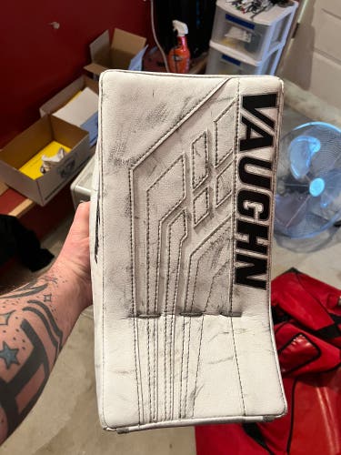 Vaughn blocker V7