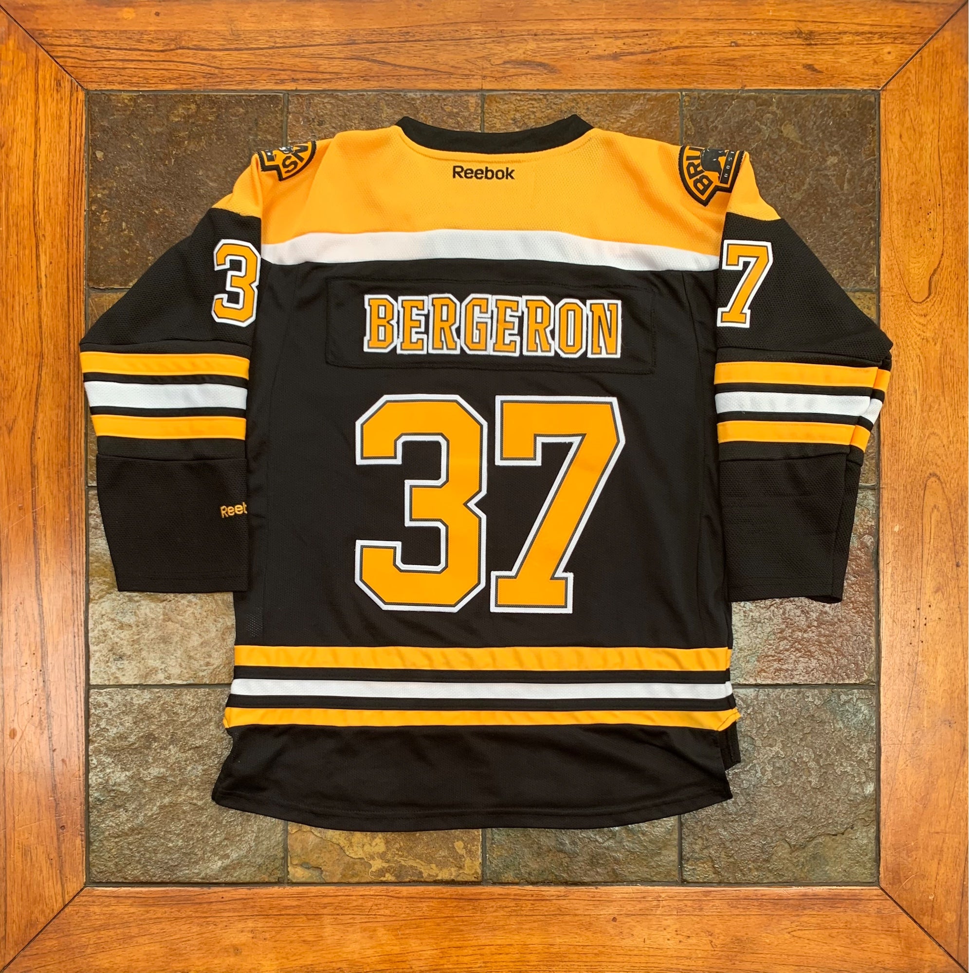 Reebok BOSTON BRUINS (Size Youth LG/XL) Hockey 3RD Jersey PATRICE BERGERON
