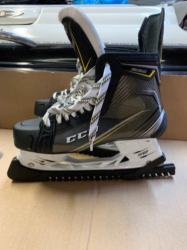 CCM 9060 skates 10D