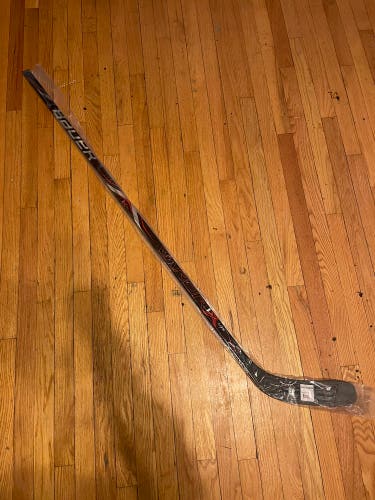 Intermediate Left Handed Bauer Vapor 1X Lite