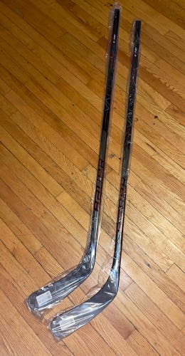 Intermediate Right Handed P88 Vapor 3X Pro Hockey Stick