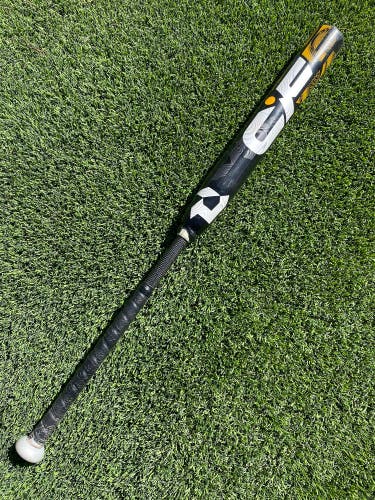 Demarini CF Fastpitch Softball Bat 33/23 CFP-22