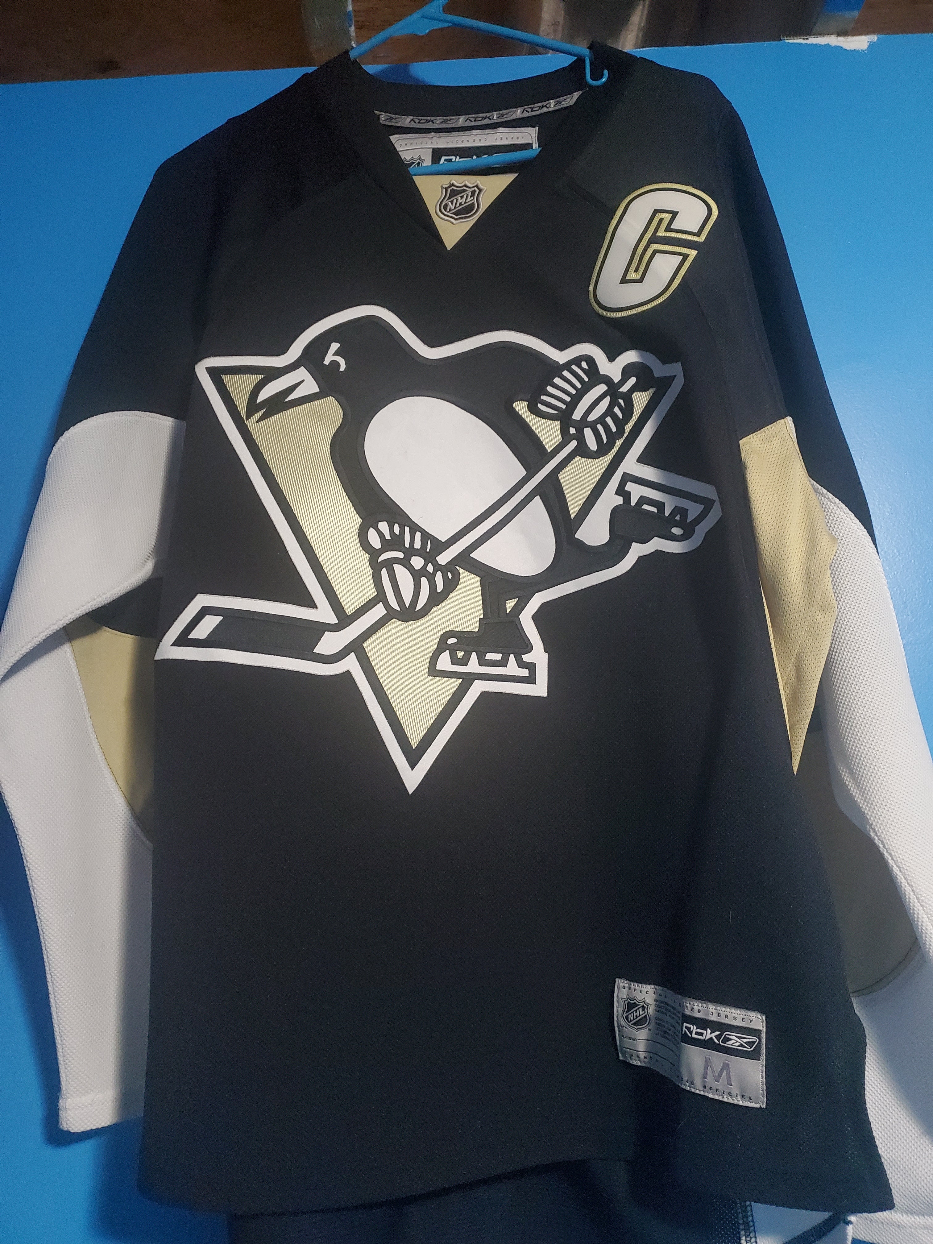 Sidney Crosby Pittsburgh Penguins NHL Reebok Yellow Alternate Replica Jersey  (Size Small/Medium)