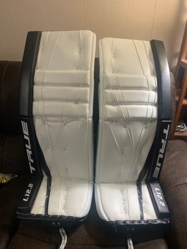 33" True Goalie Leg Pads