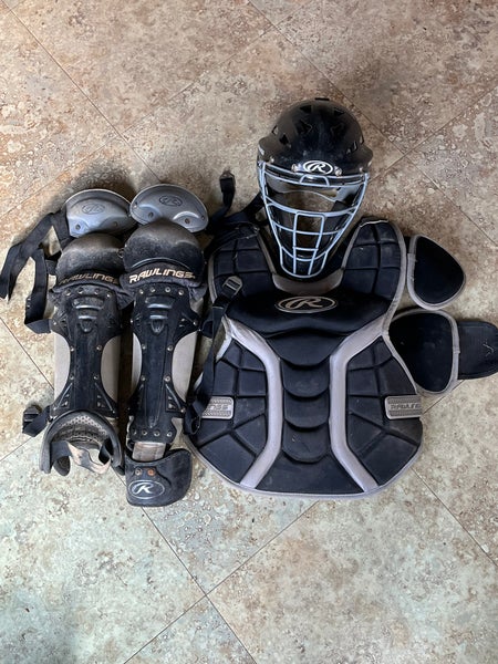 Rawlings Velo 2.0 Special Edition Catcher's Gear Set