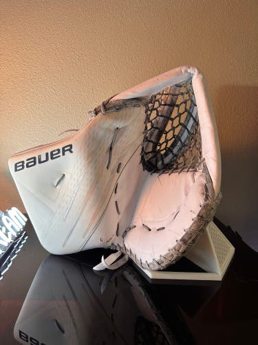Bauer Vapor Hyperlite Catch Glove Regular + Bauer Supreme Ultrasonic Regular Blocker