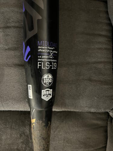 Used 2019 DeMarini Composite Flipper Bat (-6) 28 oz 34"