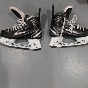 Senior Used CCM Maxx Pro Hockey Skates Regular Width Size 8