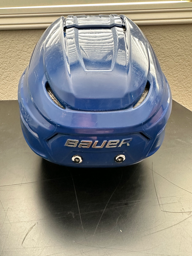 New Medium Bauer Hyperlite Helmet
