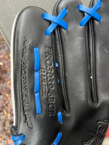 Rawlings heart of hide left hand throw