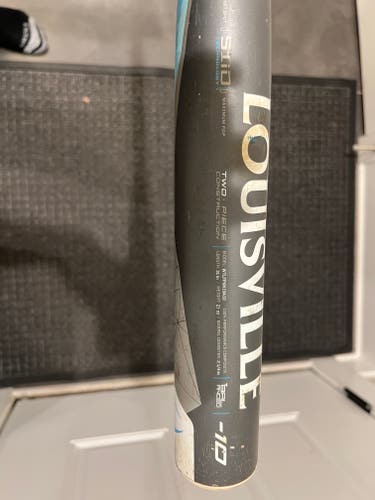 Used 2019 Louisville Slugger Xeno Bat (-10) 21 oz 31"