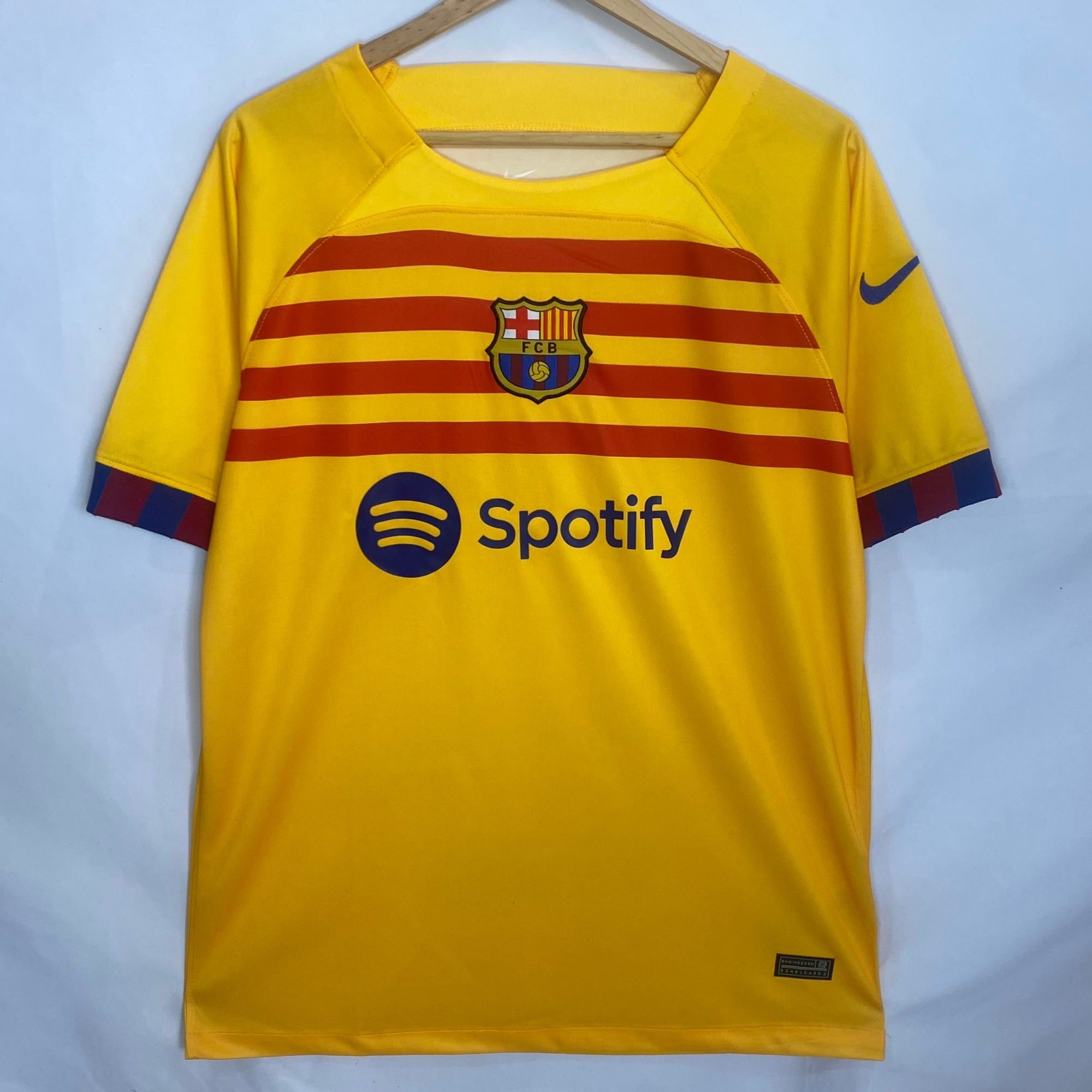 Soccer Jersey Barcelona De The Pena #23 Football Shirt Jersey Size L Vintage