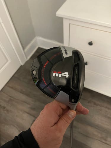 2018 TaylorMade M4 10.5° Driver Fujikura Atmos 5S Graphite Stiff