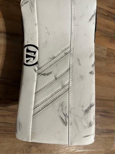 Warrior ritual gt2 goalie blocker