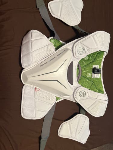 Maverik M5 Lacrosse Shoulder Pads