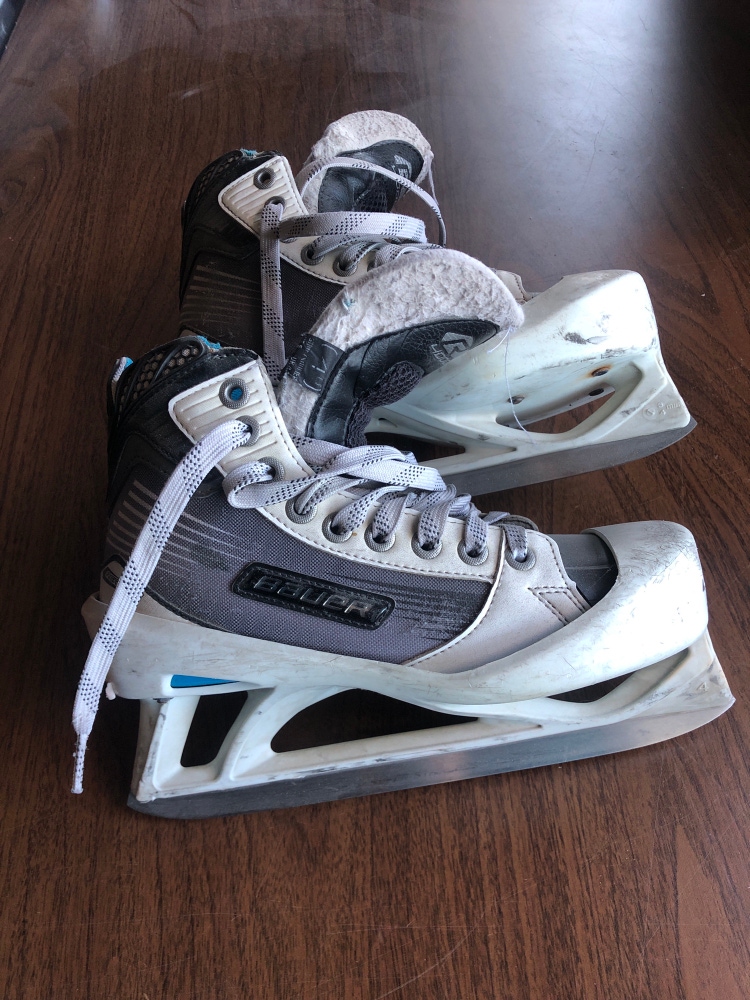 Bauer Junior  Size 4 Reactor 4000 Hockey Goalie Skates