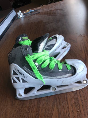 Used Reebok Junior  Size 3 4K Hockey Goalie Skates