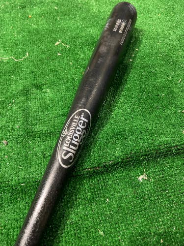 Louisville Slugger Genuine Wood Bat  32"