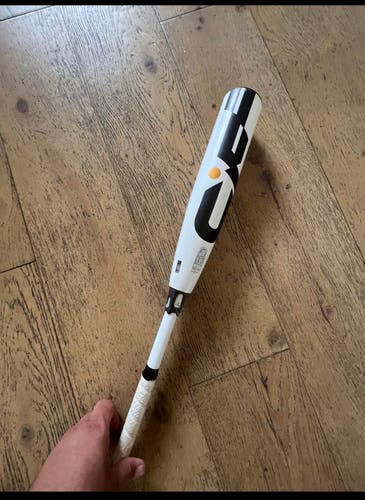 2022 Composite (-10) 19 oz 29" CF Bat