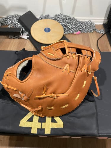 44 Pro First Base Mitt 13.5” H-Web