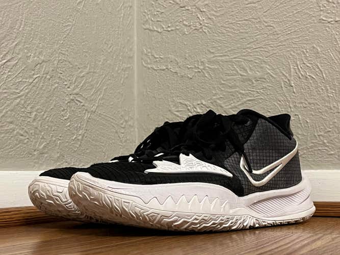 Men's Size 9.5 (Women's 10.5) Nike Kyrie 7 Basketball Shoes