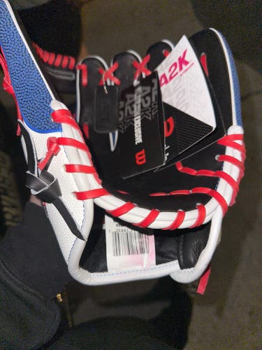 Infield 11.5" A2000 Baseball Glove