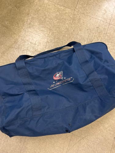 Used Navy Jr. Jackets CCM Bag