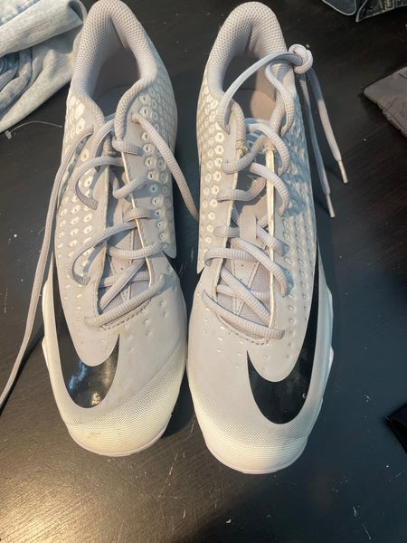 Silver Used Molded Cleats Low Top vapor