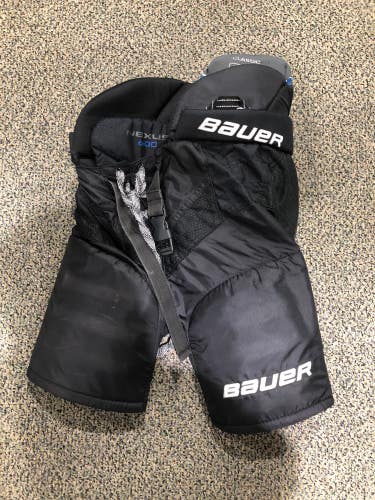 Used Junior Bauer Nexus 600 Hockey Pants (Size: Small)